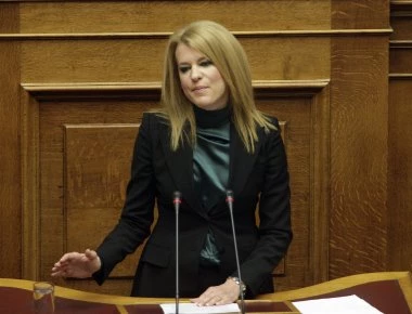 Θ.Τζάκρη: «Η κριτική που ασκεί ο Φίλης έχει εσωκομματική σκοπιμότητα»